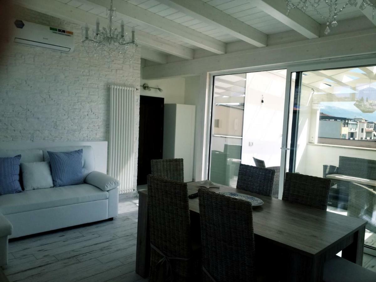 Mediterranean Apartments Capo d'Orlando Bagian luar foto
